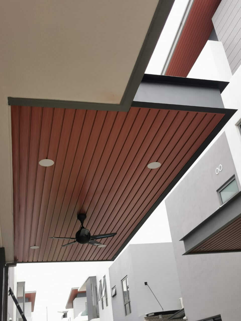 Aluminium Strip Ceiling with Fan